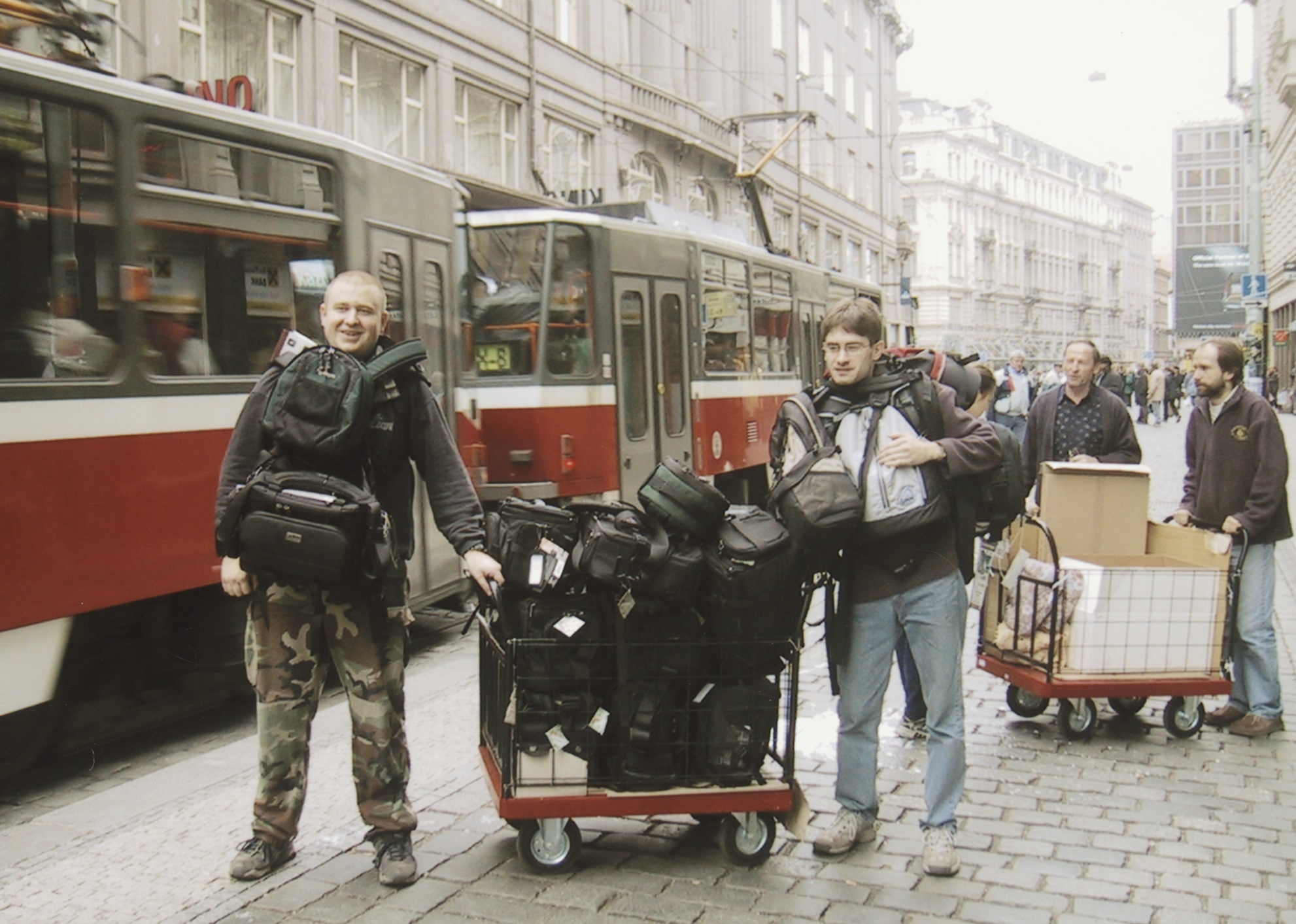 Stěhování z paláce Lucerna, 2002